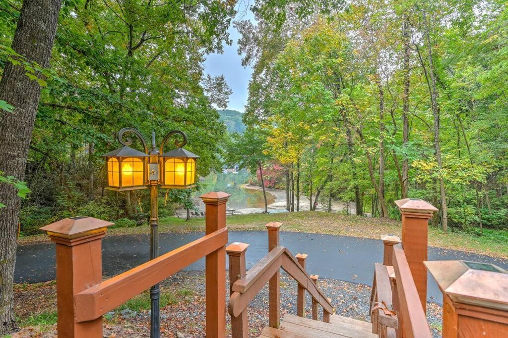 The Cove Retreat- Hot Tub/Screened Porch/Game Room Lake Lure Εξωτερικό φωτογραφία