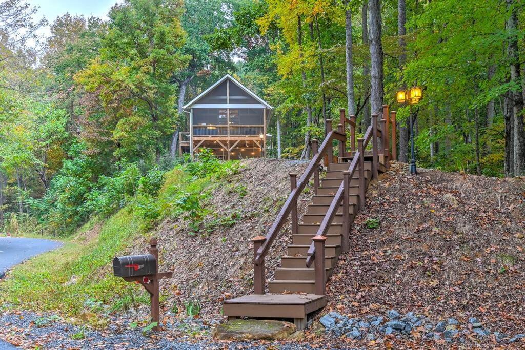 The Cove Retreat- Hot Tub/Screened Porch/Game Room Lake Lure Εξωτερικό φωτογραφία